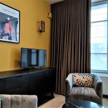 Apartment T2 Centre-ville Entierement Renove *